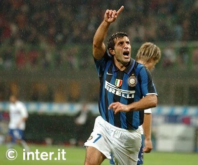Figo scores against Sampdoria