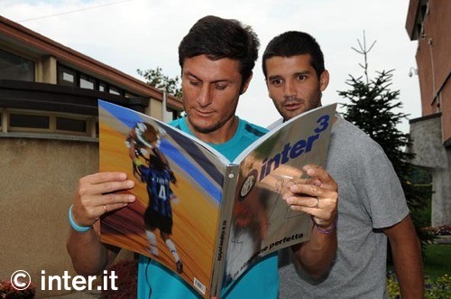 Inter 2009/2010 commemorative book