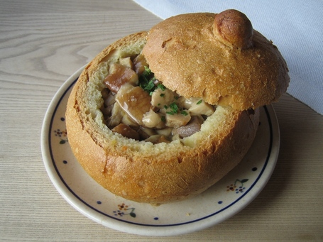 Porcini_mushroom_soup_in_breadbowl_poland_2010_jpg_medium
