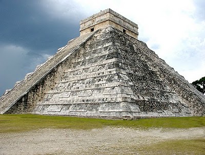 Aztec-pyramid-1_medium